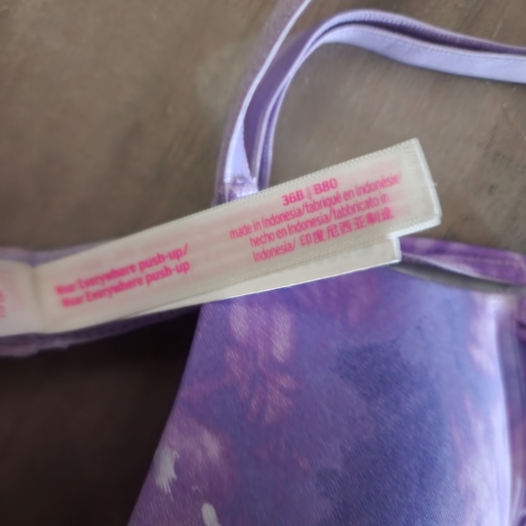 Victoria Secret Pink Purple Push Up Bra - Picture 2 of 2